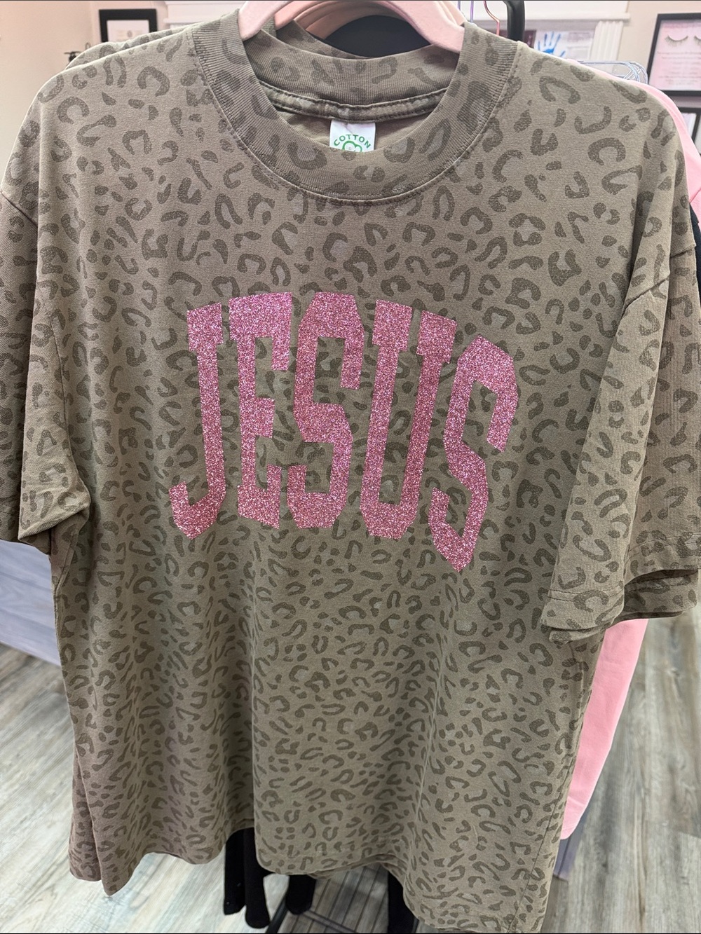 Girls' Taupe Leopard Short Sleeve Tee with Pink Glitter JESUS